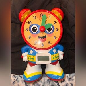 Red and blue learning clock